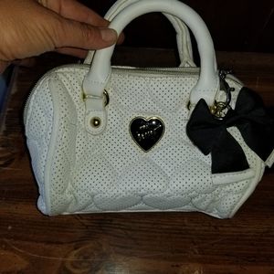 Perfect Betsey Johnson Mini purae